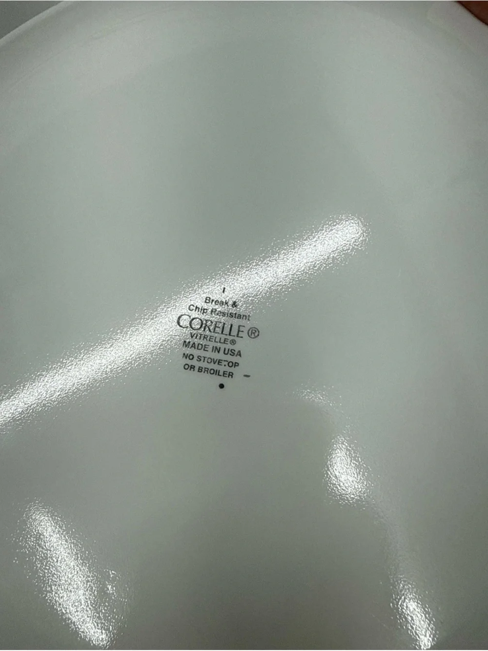 SET OF 4 - CORNING CORELLE - BANDHANI - RED SCROLLS - 10 1/4